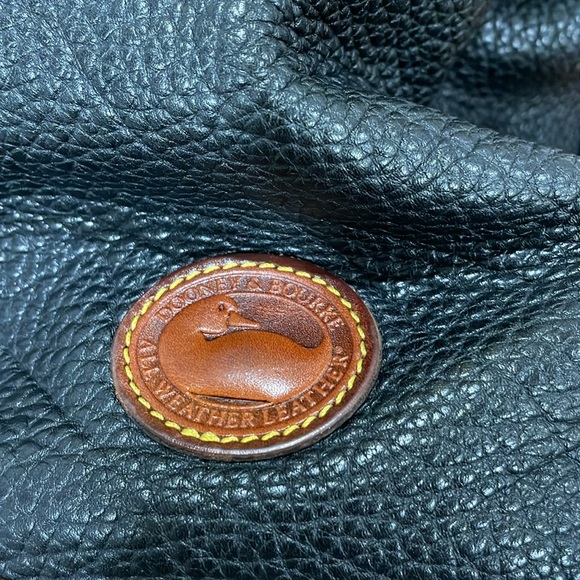 VTG Dooney & Bourke Drawstring Hobo Bag All Weather Leather Black and Tan - Picture 10 of 14